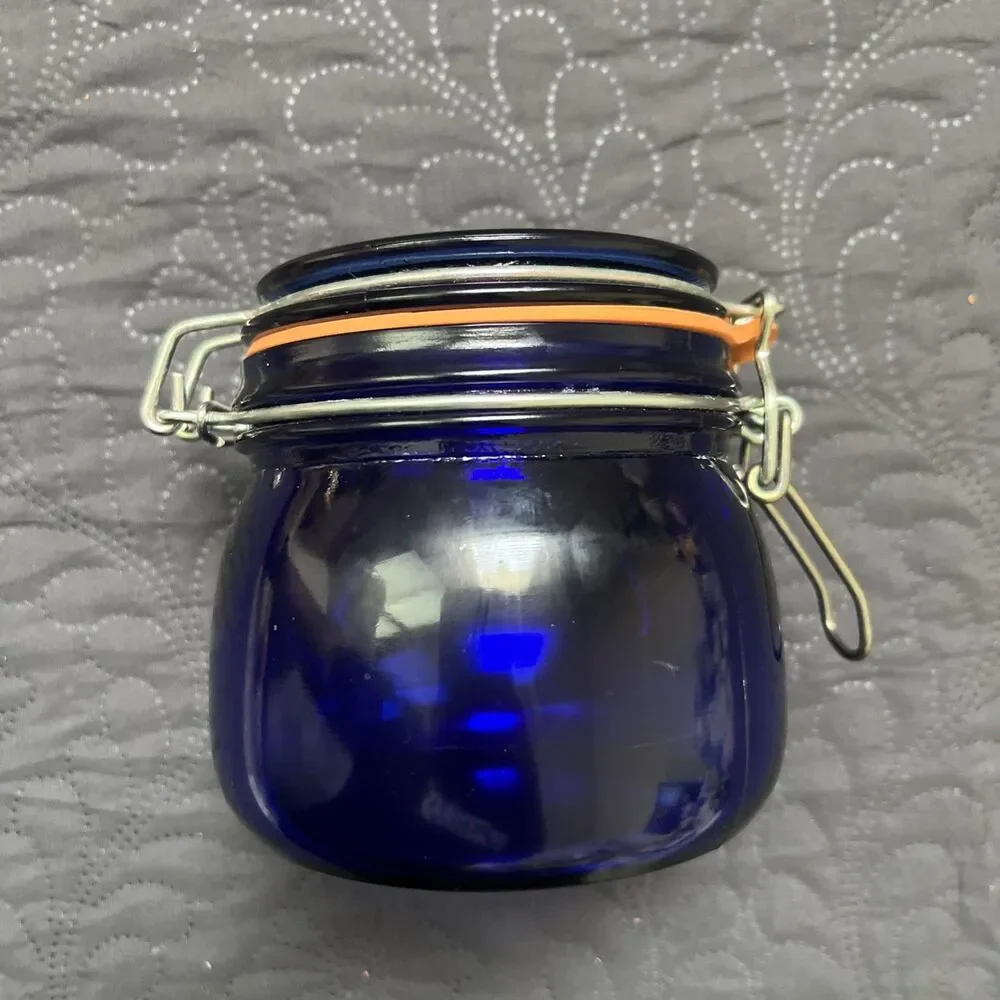 VINTAGE CROWNFORD COBALT BLUE GLASS JAR MADE IN ITALY ONE PINT WIRE SEALING HOME